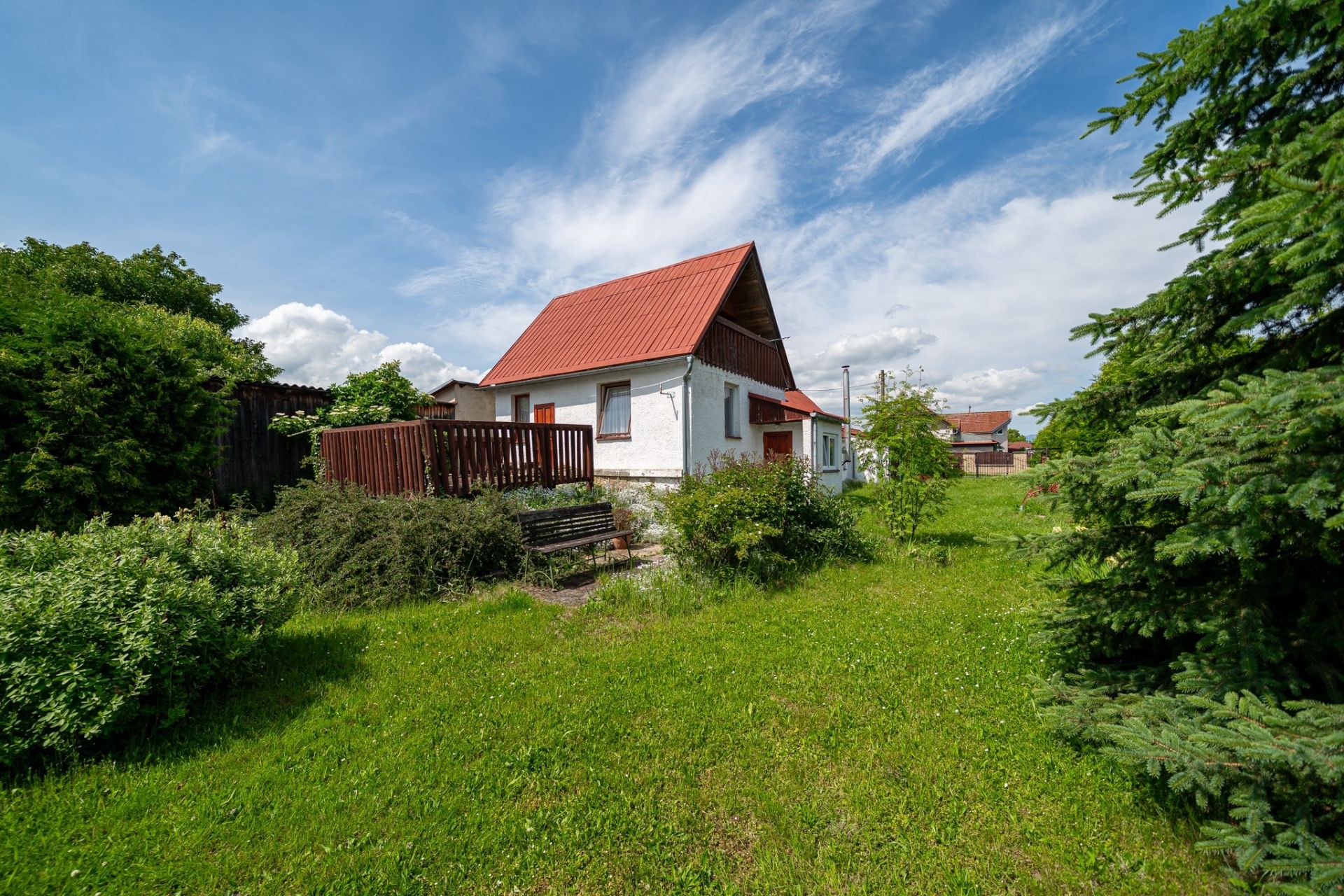 Prodej rodinného domu 170m² se 2 bytovými jednotkami (3+1 a 2+kk), Vikýřovice